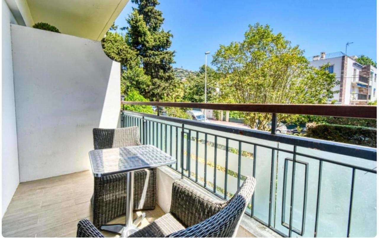 Superbe studio lumineux sur Cannes, à quelques minutes de la célèbre rue d'Antibes ! Exterior foto